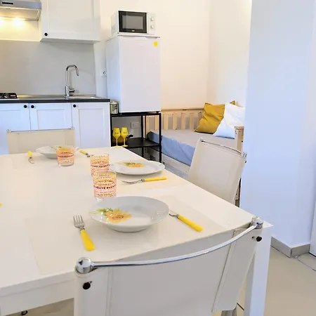 Uliveto With Kitchen & Garden Гостевой дом