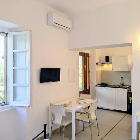 Uliveto With Kitchen & Garden Guest house *