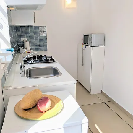 Uliveto With Kitchen & Garden Guest house